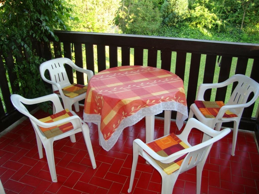 Gyongyvirag Vendeghaz Apartment Balatonboglar Phòng bức ảnh