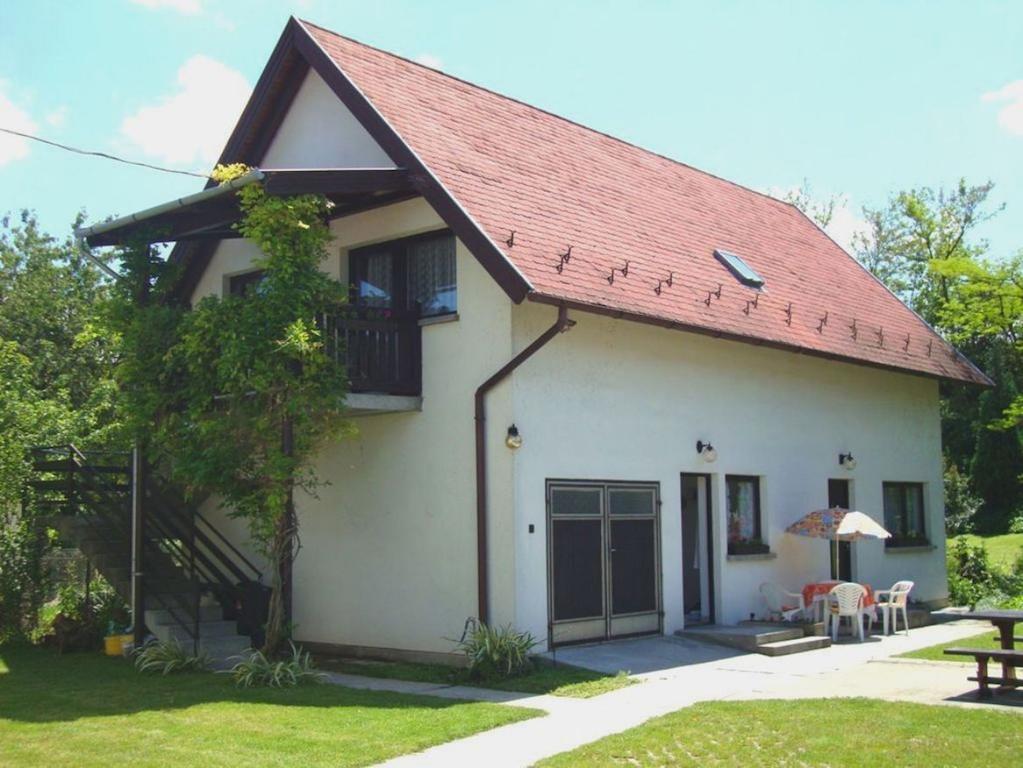 Gyongyvirag Vendeghaz Apartment Balatonboglar Phòng bức ảnh