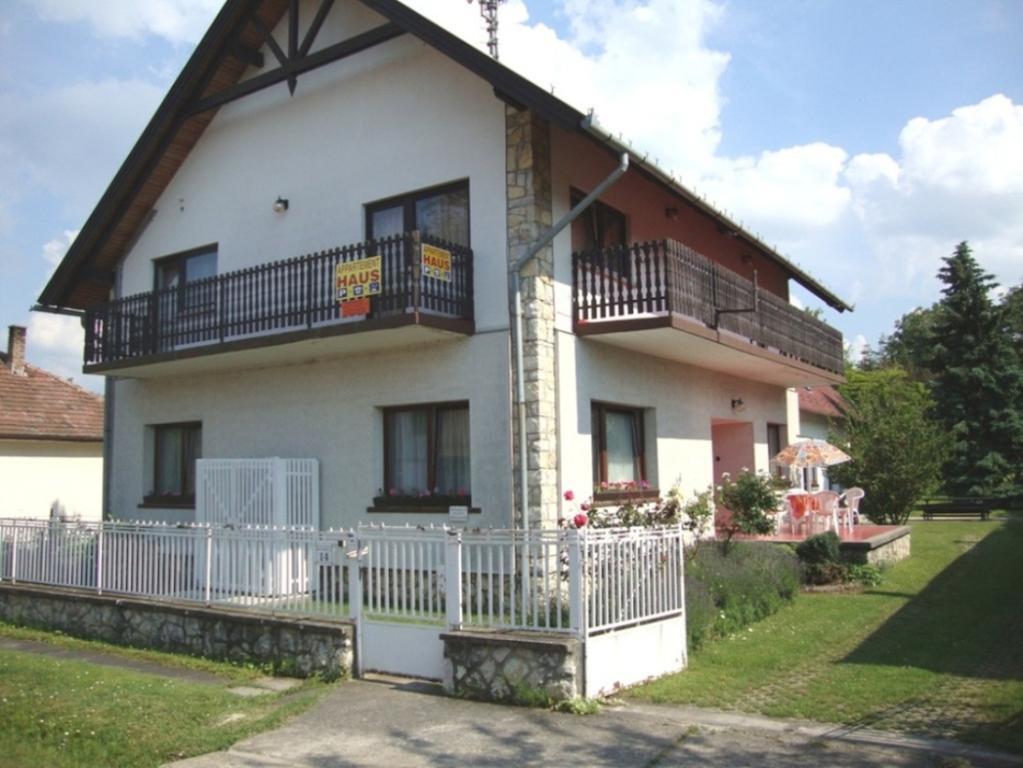 Gyongyvirag Vendeghaz Apartment Balatonboglar Phòng bức ảnh