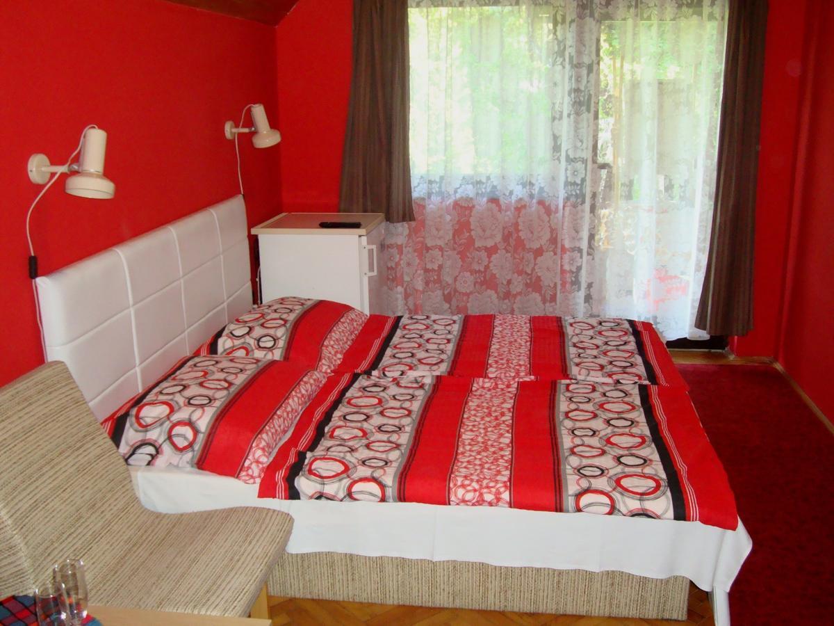 Gyongyvirag Vendeghaz Apartment Balatonboglar Ngoại thất bức ảnh