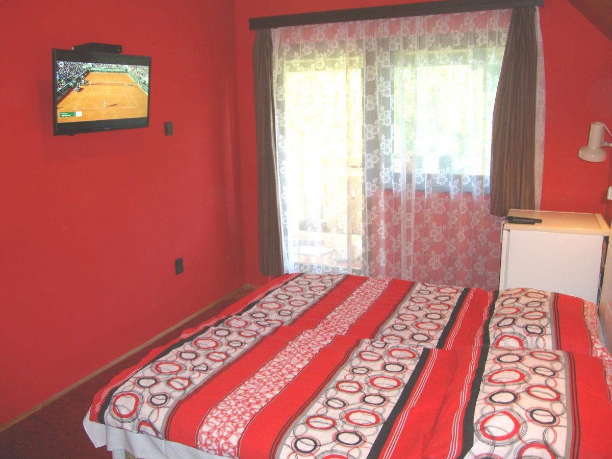 Gyongyvirag Vendeghaz Apartment Balatonboglar Ngoại thất bức ảnh
