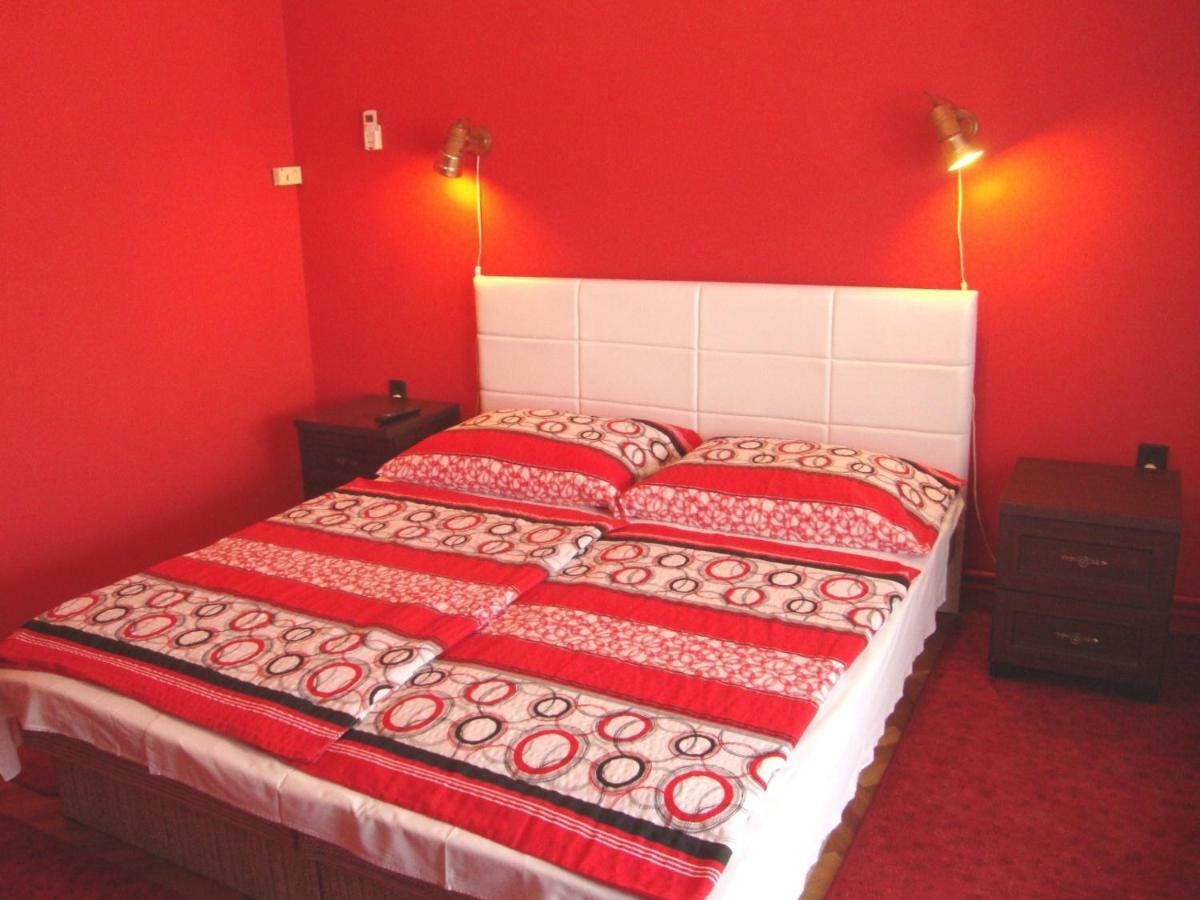 Gyongyvirag Vendeghaz Apartment Balatonboglar Ngoại thất bức ảnh
