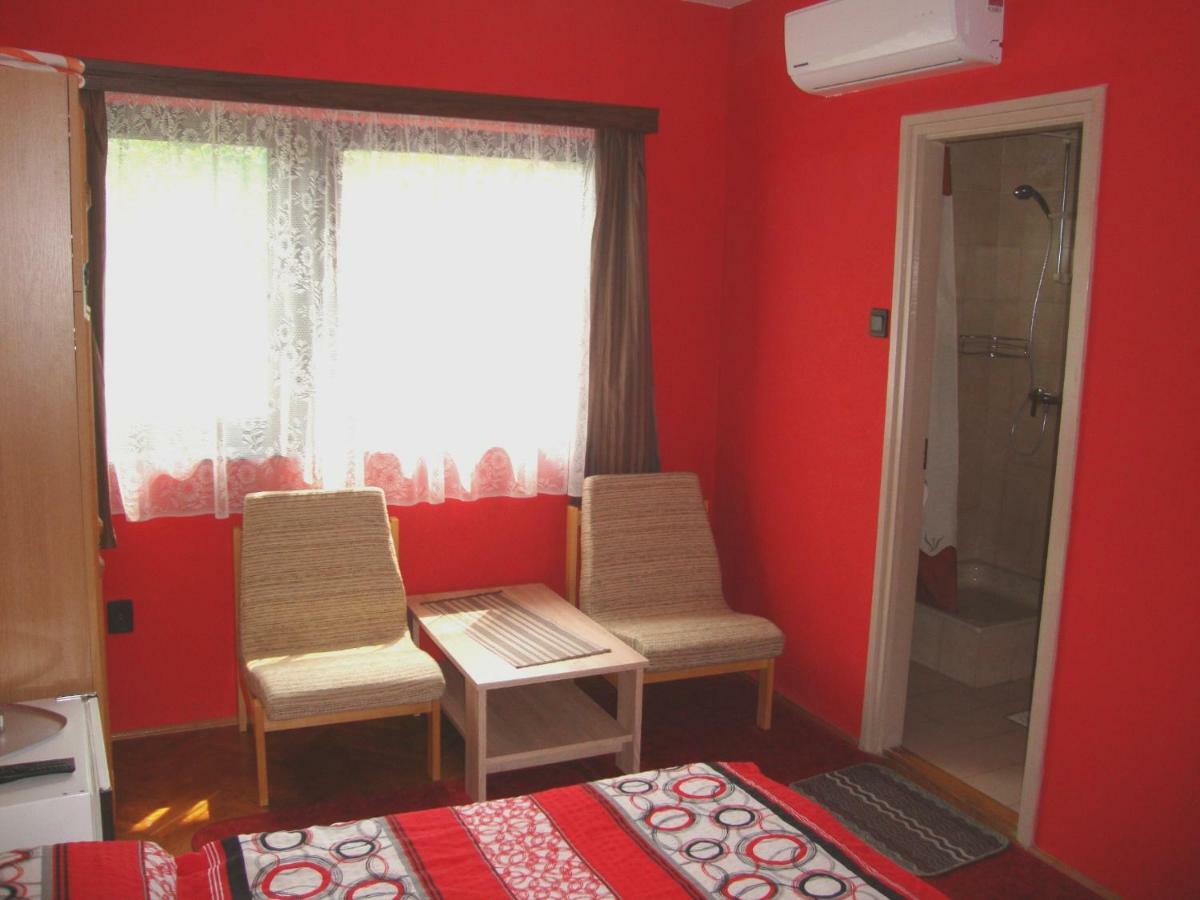 Gyongyvirag Vendeghaz Apartment Balatonboglar Ngoại thất bức ảnh