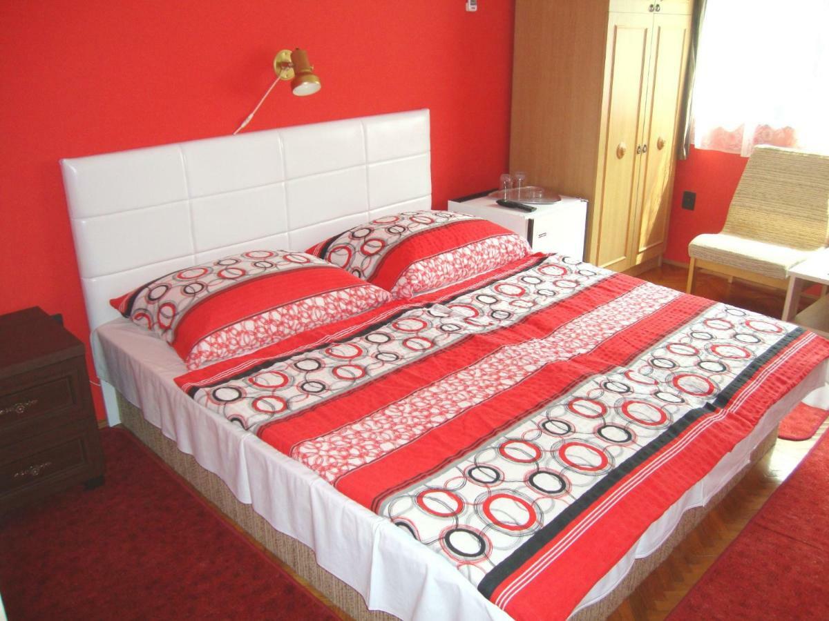 Gyongyvirag Vendeghaz Apartment Balatonboglar Ngoại thất bức ảnh