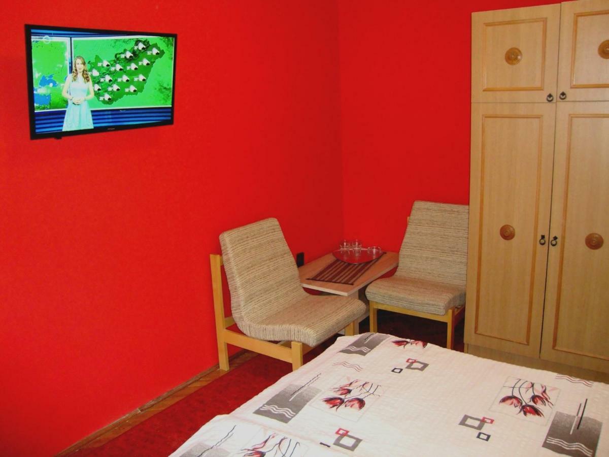Gyongyvirag Vendeghaz Apartment Balatonboglar Ngoại thất bức ảnh